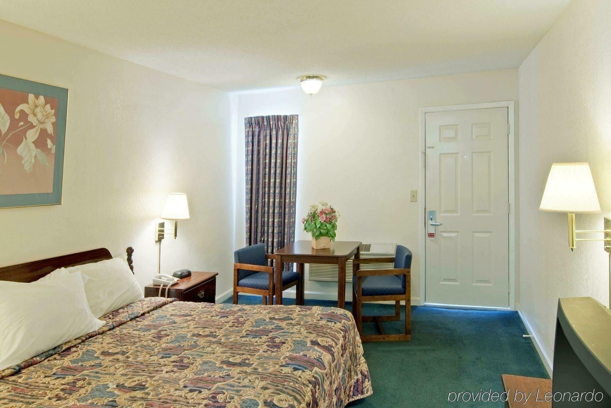 Travel Inn Of Buford Kamer foto